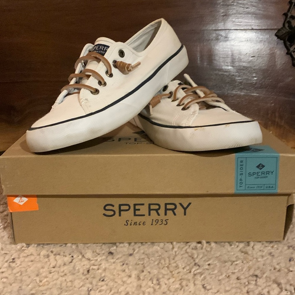 Sperry white top sider